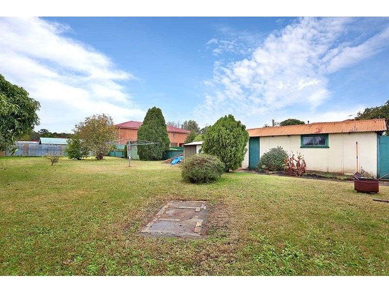 17 Riverview Road, Fairfield NSW 2165