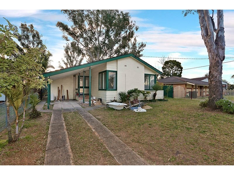 238 Carlisle Avenue, Dharruk NSW 2770