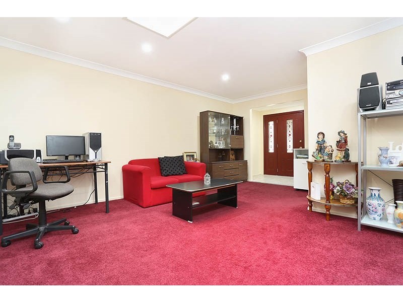 18 Locke Street, Wetherill Park NSW 2164