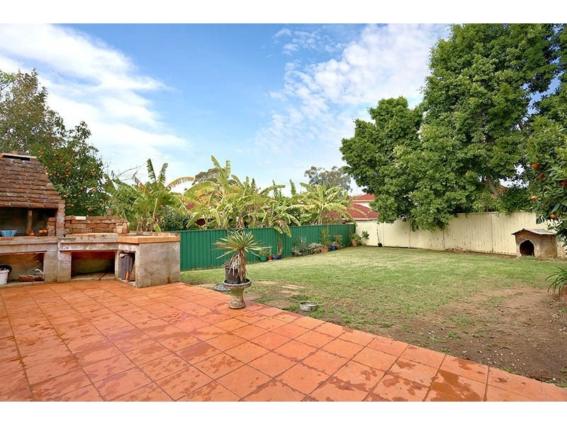 3 Rabaul Close, Bossley Park NSW 2176