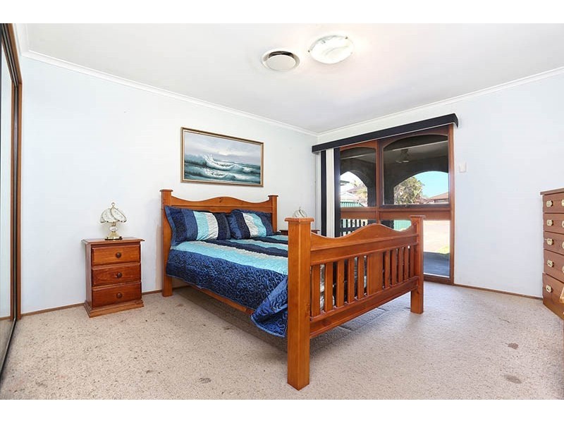 8 Wallaby Close, Bossley Park NSW 2176