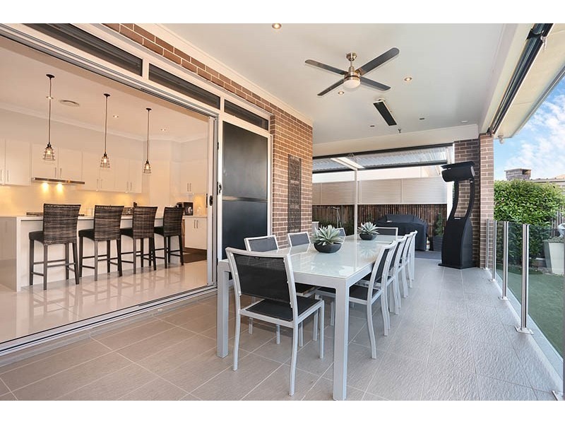 10 Piper Street, West Hoxton NSW 2171