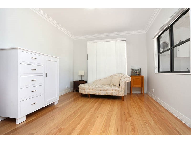 65 Waterside Crescent, Carramar NSW 2163