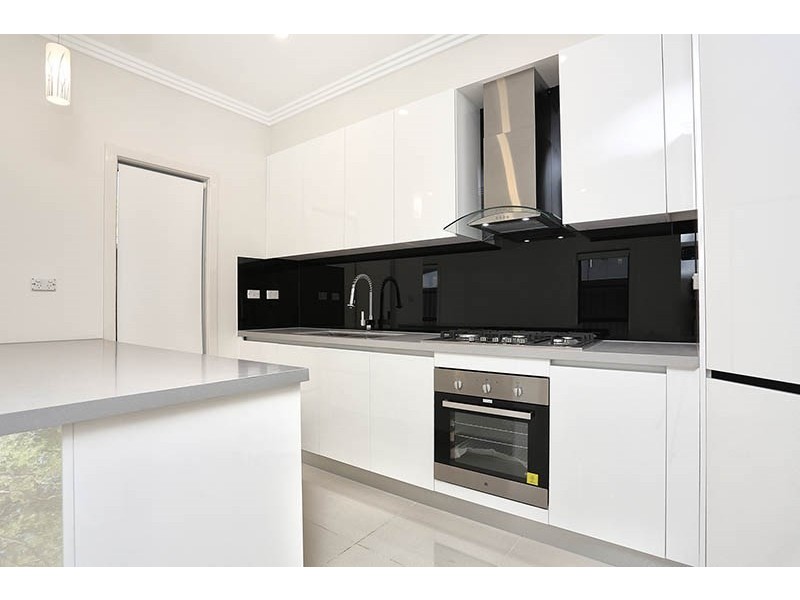 17 Avisford Street, Fairfield NSW 2165