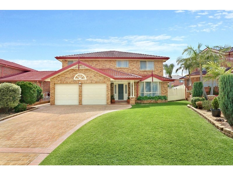 4 Elwood Place, St Johns Park NSW 2176