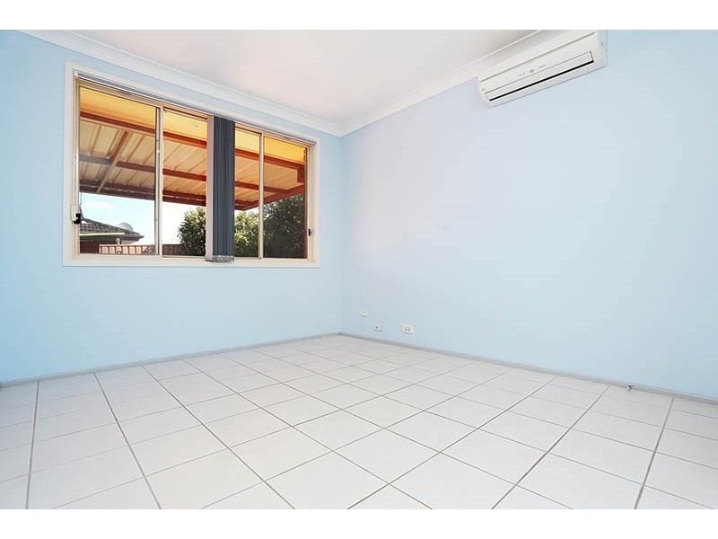 36 Sea Eagle Crescent, Green Valley NSW 2168