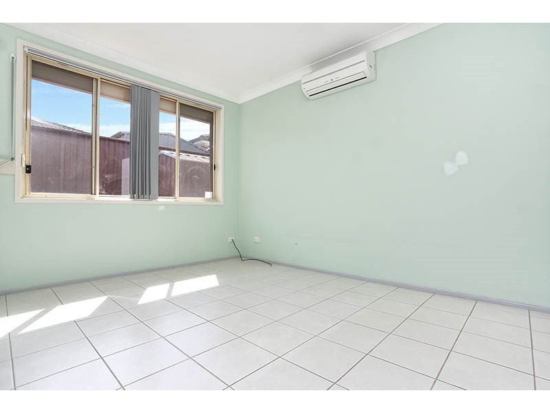 36 Sea Eagle Crescent, Green Valley NSW 2168