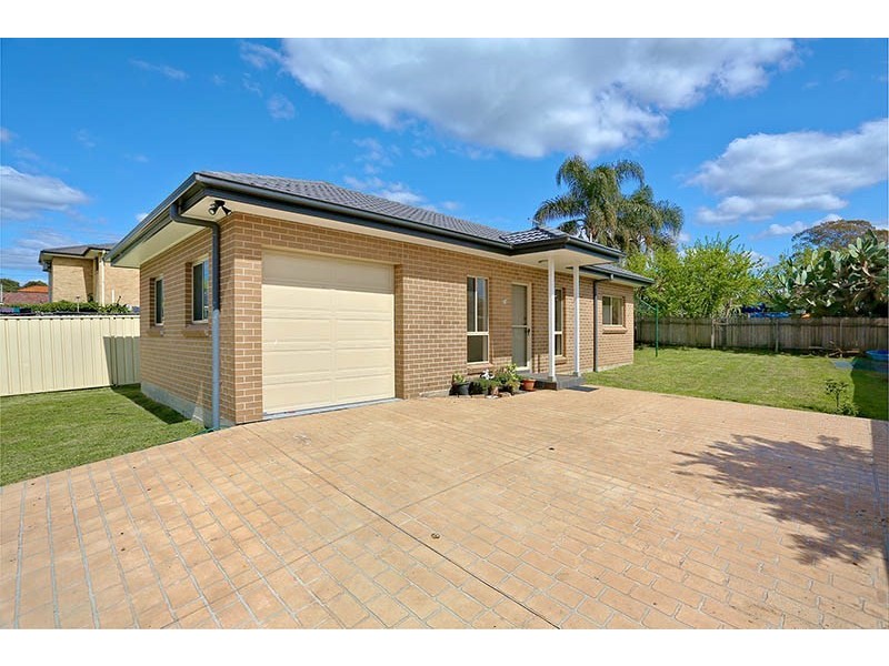 21 and 21a Sackville Street, Fairfield NSW 2165