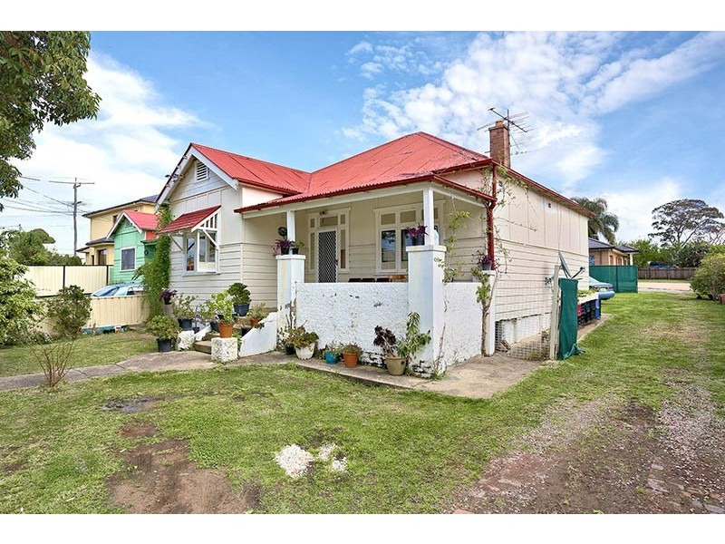 21 and 21a Sackville Street, Fairfield NSW 2165