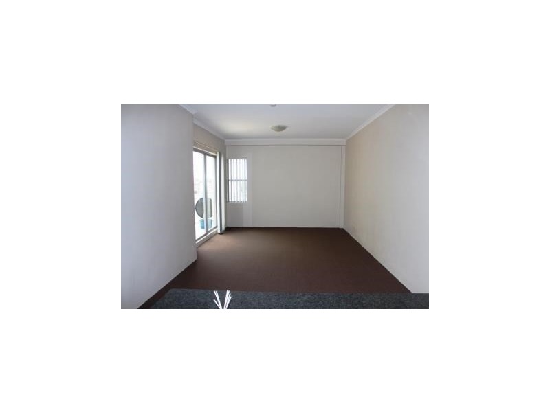 806/13 Spencer Street, Fairfield NSW 2165