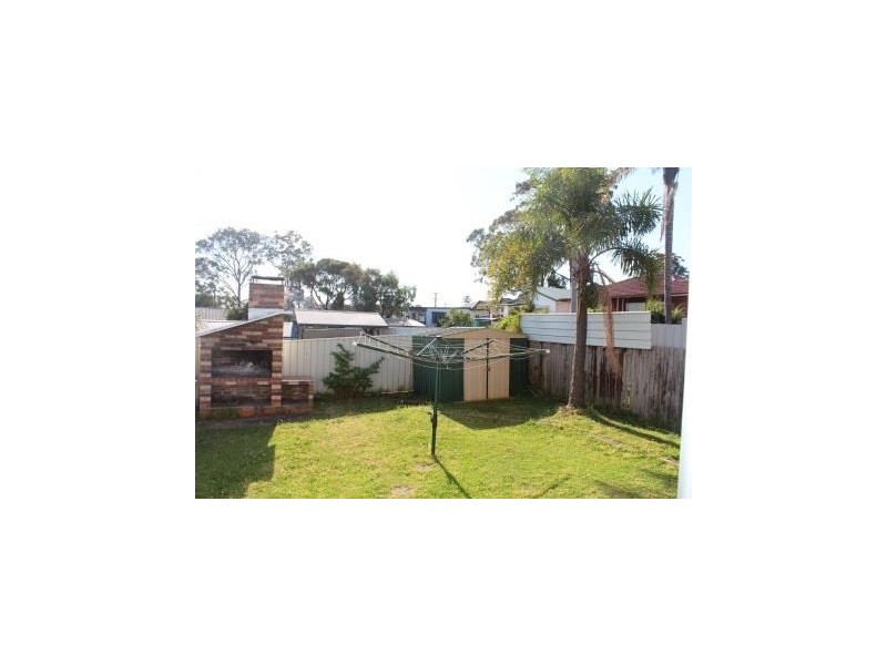 Fairfield West NSW 2165