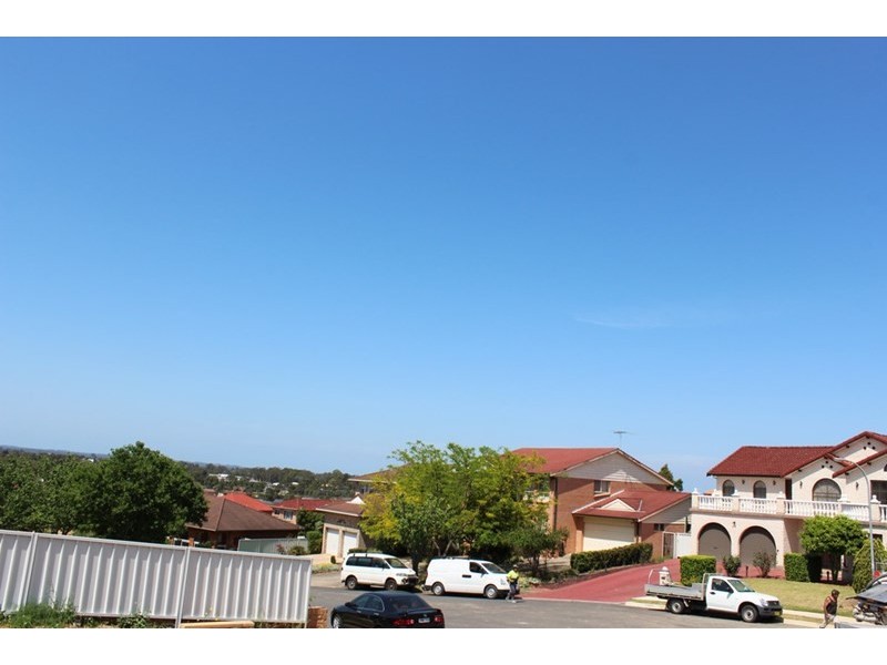 12 Tucker Place, Edensor Park NSW 2176