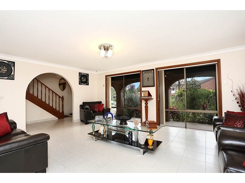 5 Buchan Place, Wetherill Park NSW 2164