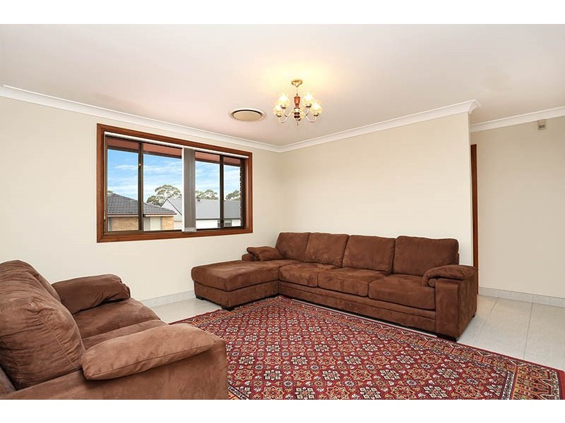 5 Buchan Place, Wetherill Park NSW 2164