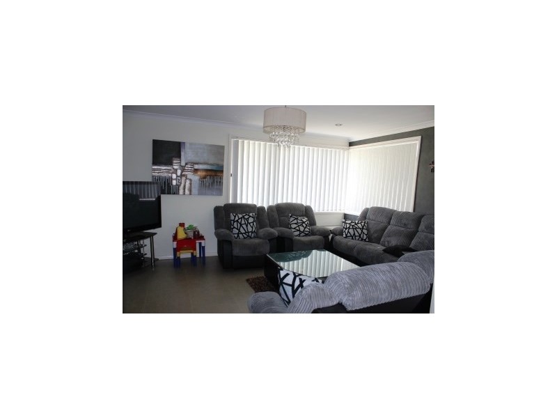 Fairfield West NSW 2165