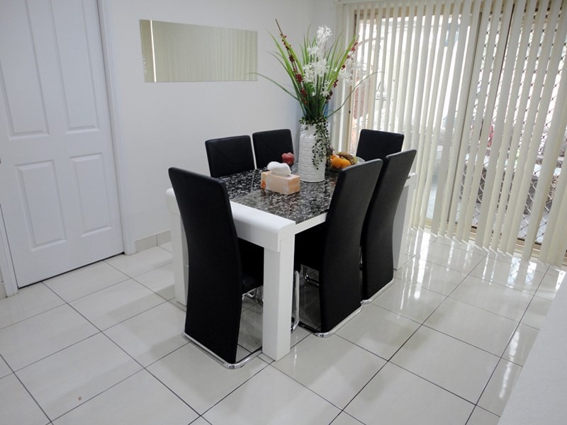 9/15-17 Dalton Place, Fairfield West NSW 2165