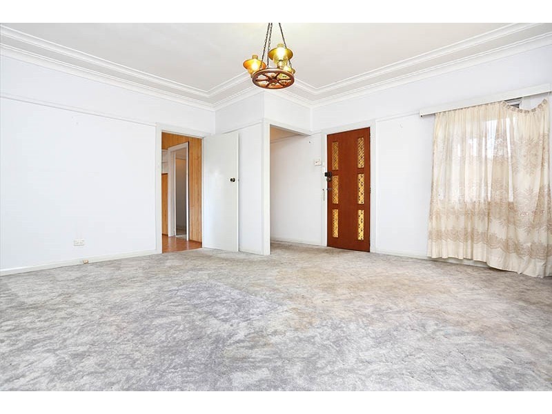 113 The Boulevarde, Fairfield Heights NSW 2165