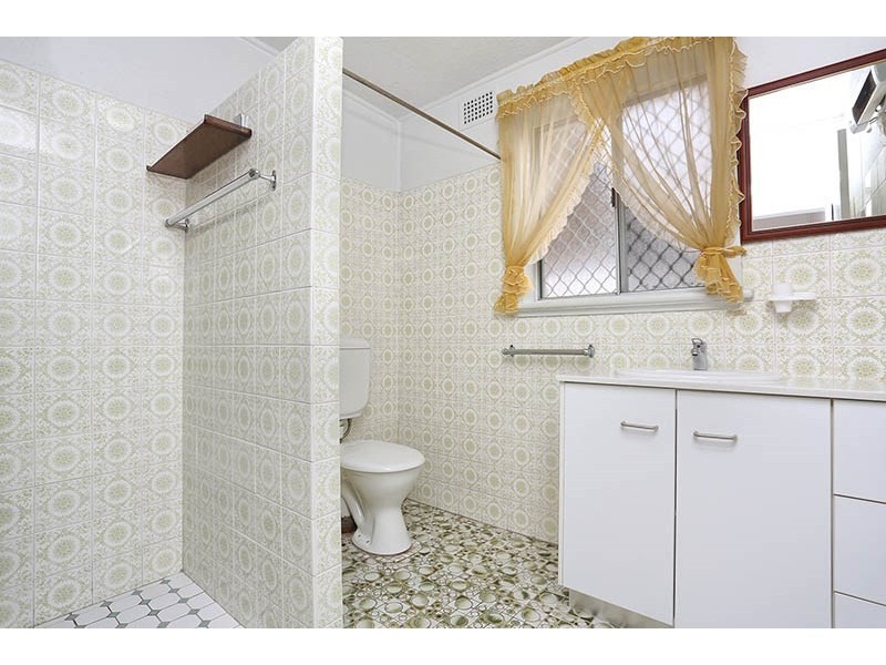 113 The Boulevarde, Fairfield Heights NSW 2165