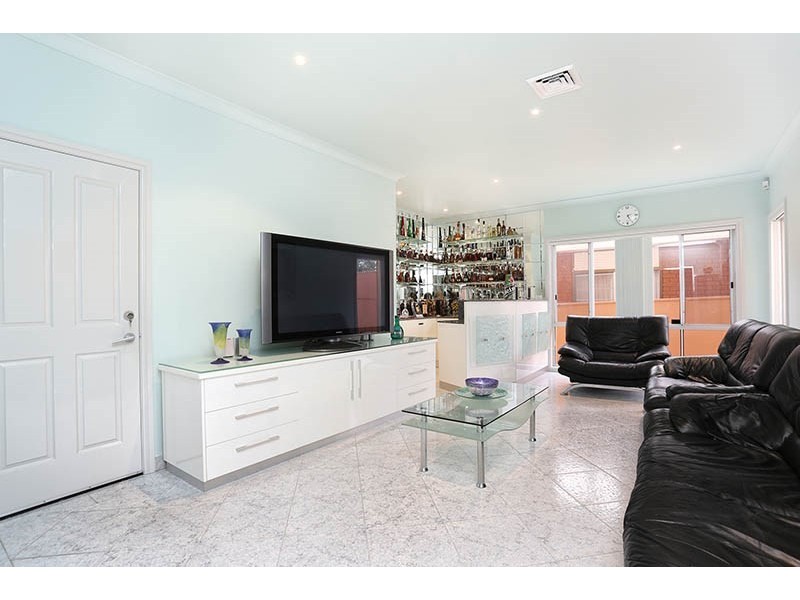 93 Wetherill Street, Smithfield NSW 2164