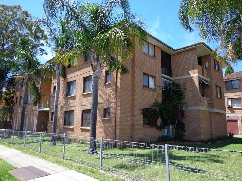 18/54 Broomfield Street, Cabramatta NSW 2166