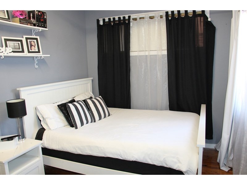 20 Cathcart Street, Fairfield NSW 2165