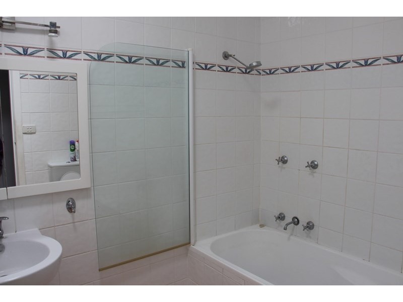 20 Cathcart Street, Fairfield NSW 2165