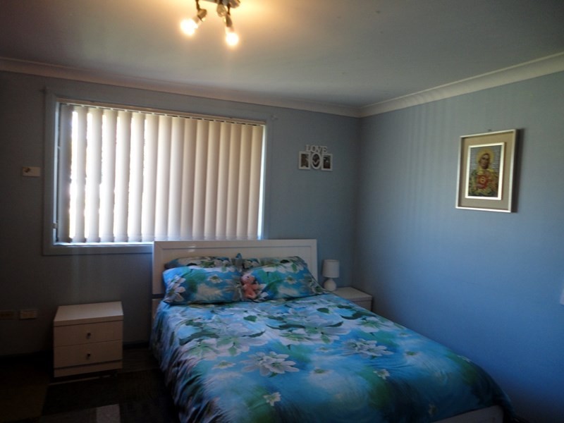 25A Quiros Avenue, Fairfield West NSW 2165