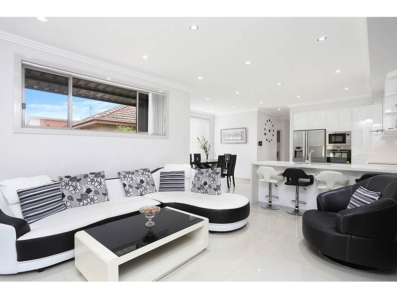 42a Bodalla Street, Fairfield Heights NSW 2165