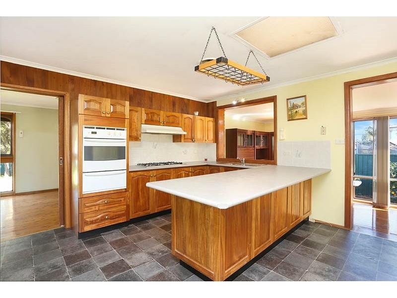 Bossley Park NSW 2176