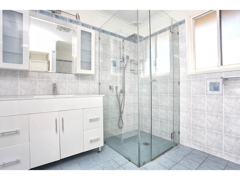 Bossley Park NSW 2176