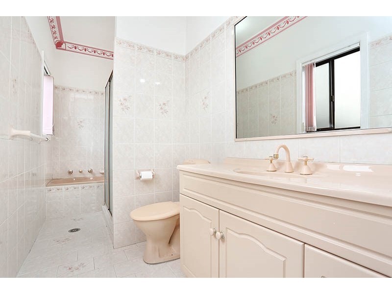 42 Eustace Street, Fairfield Heights NSW 2165