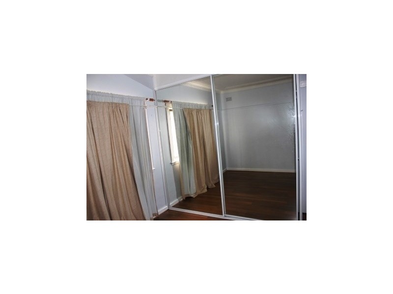 Canley Heights NSW 2166