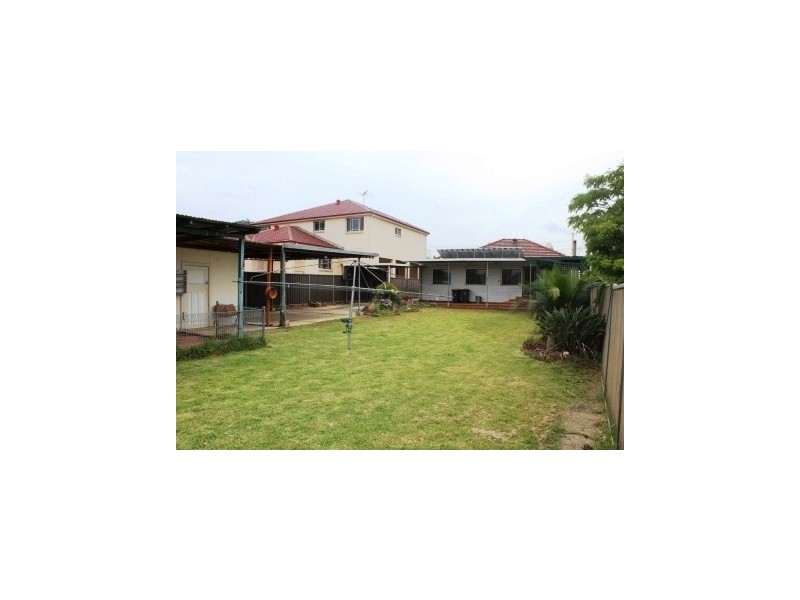 Canley Heights NSW 2166