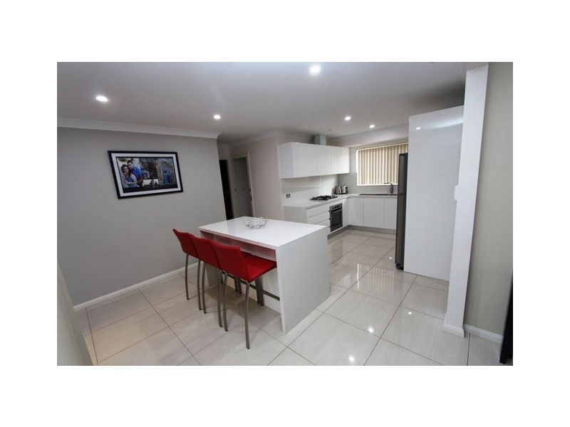 76 Dransfield Road, Edensor Park NSW 2176