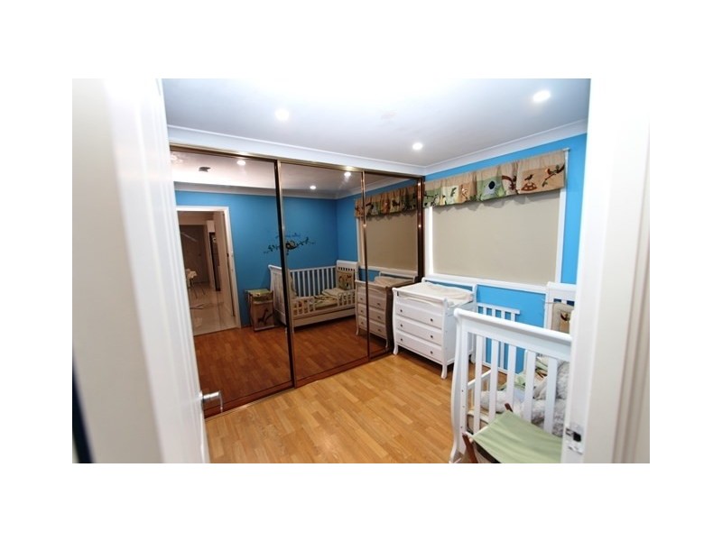 76 Dransfield Road, Edensor Park NSW 2176