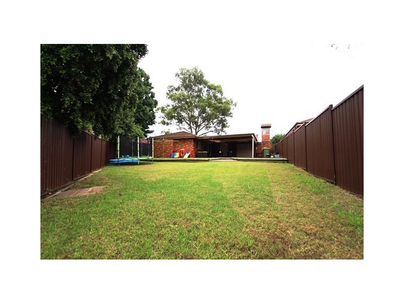 76 Dransfield Road, Edensor Park NSW 2176