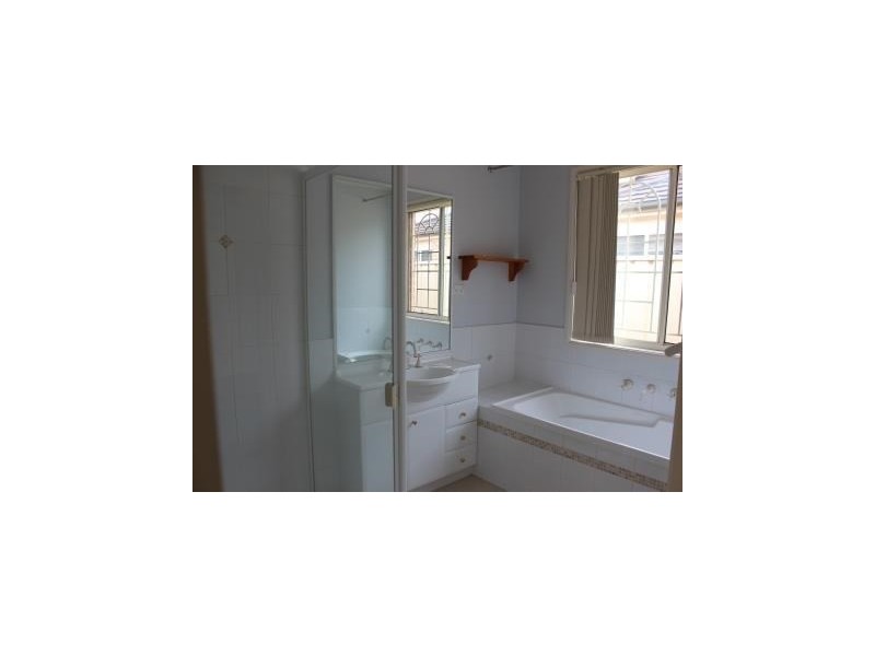 Fairfield East NSW 2165