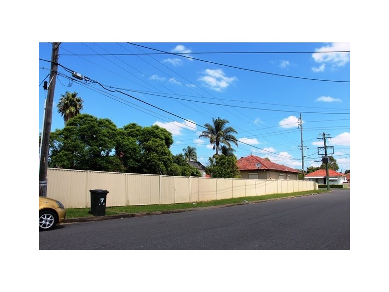 565 The Horsley Drive, Smithfield NSW 2164