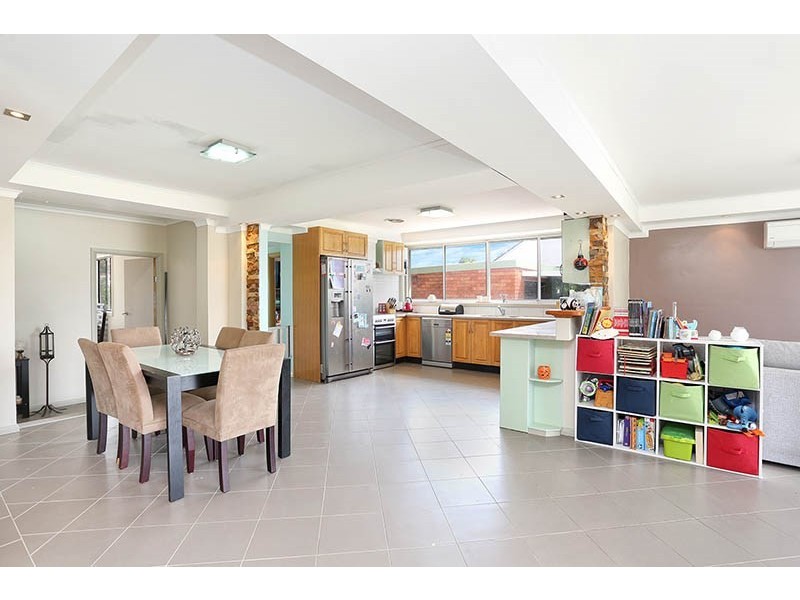 21 Flinders Street, Fairfield West NSW 2165