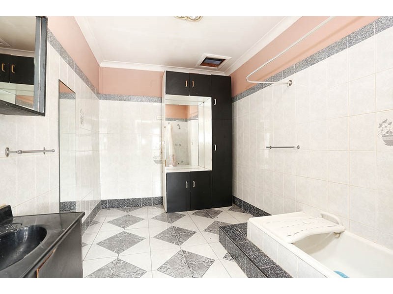 1 Ann Street, Fairfield Heights NSW 2165