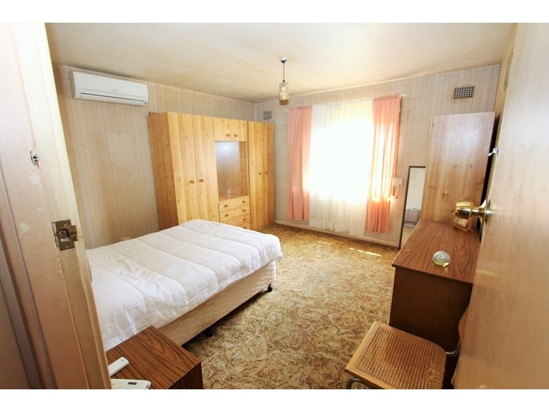 28 Canobolas Street, Fairfield West NSW 2165