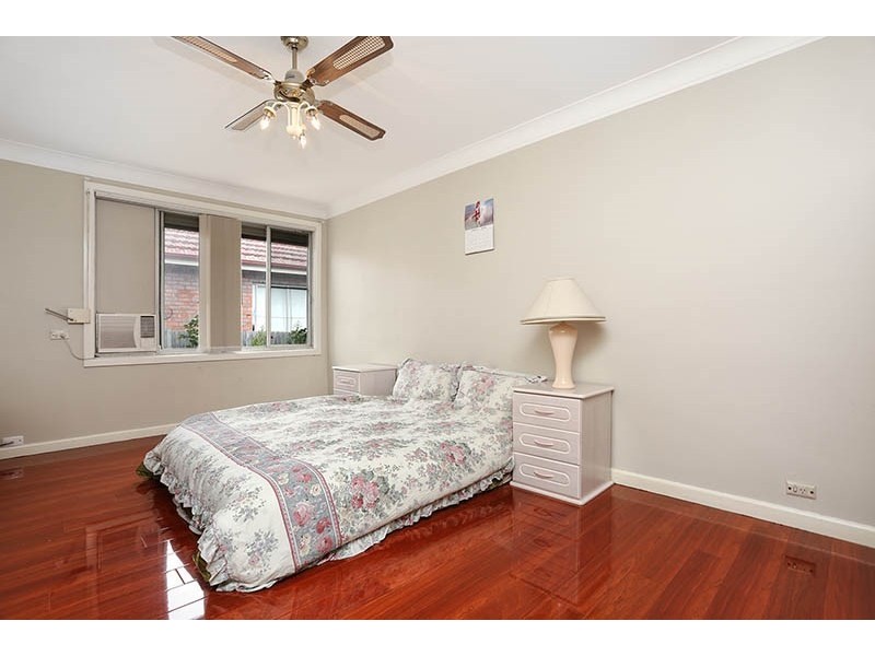 137 Neville Street, Smithfield NSW 2164