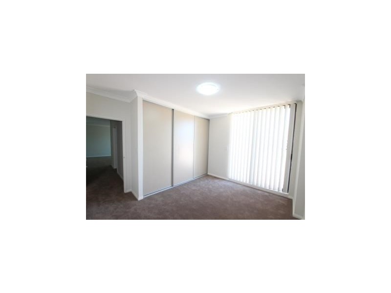 Fairfield West NSW 2165