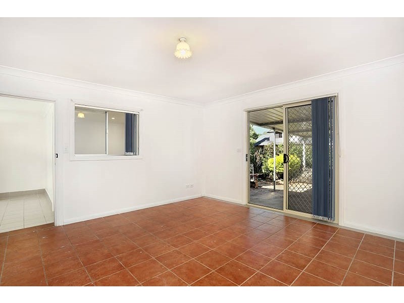 3 Hawkesbury Street, Fairfield West NSW 2165