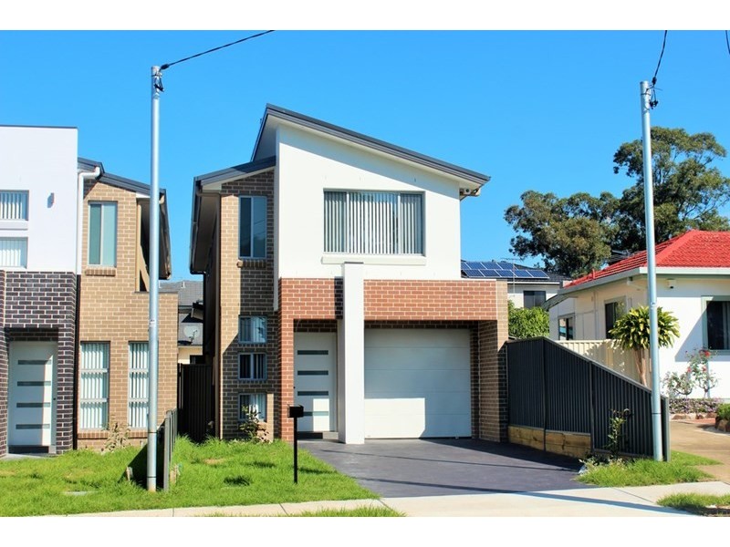44B Rosedale Street, Canley Heights NSW 2166