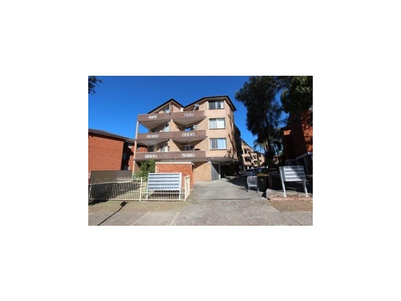 12/51 Hamilton Road, Fairfield NSW 2165