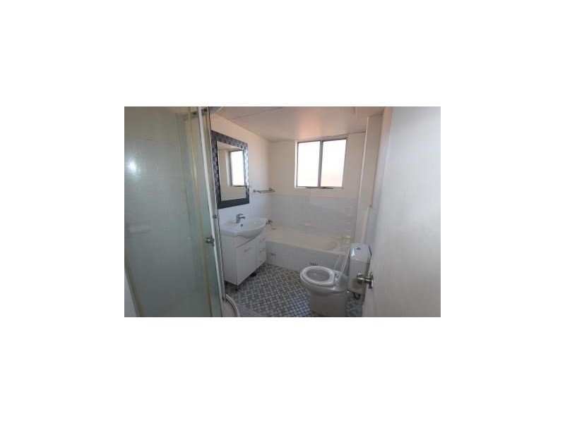 12/51 Hamilton Road, Fairfield NSW 2165