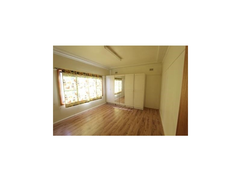 247 Hamilton Road, Fairfield West NSW 2165