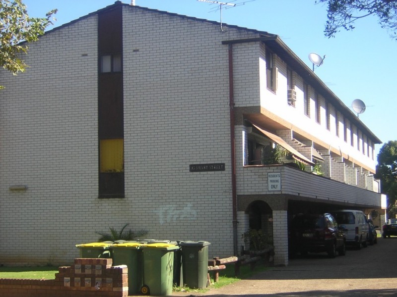 2/83 Smart Street, Fairfield NSW 2165