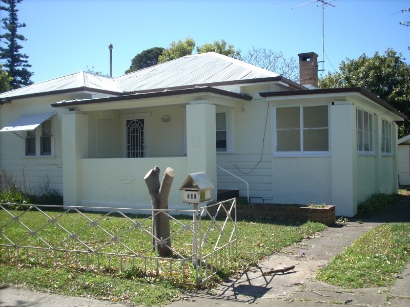 469 The Horsley Drive, Fairfield NSW 2165